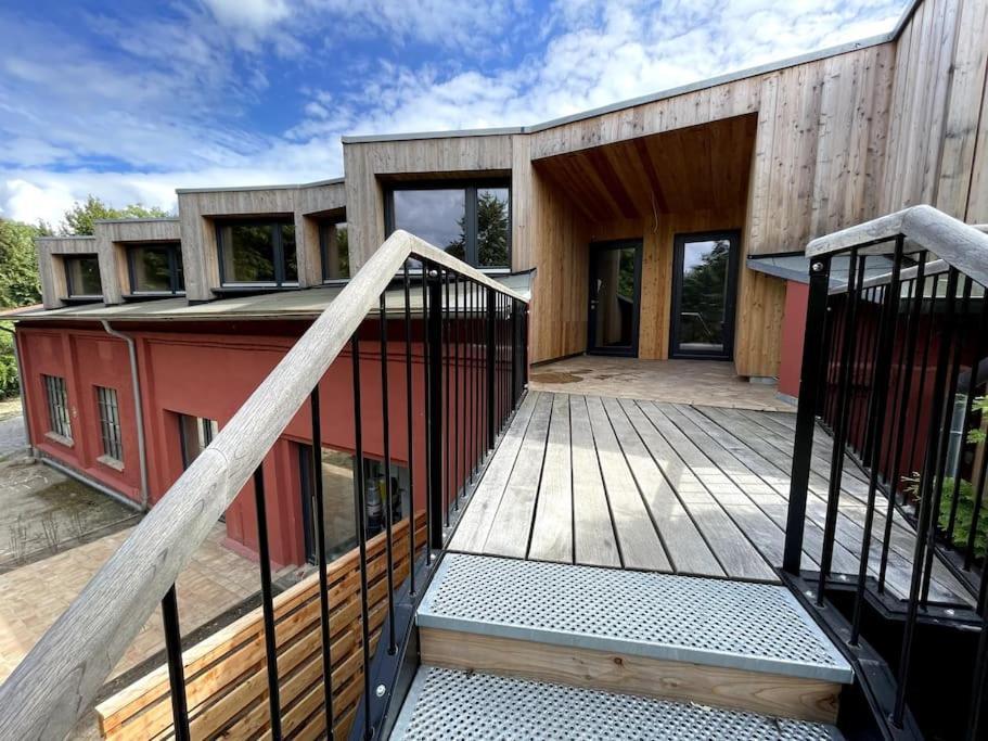 Grosse Mit Loggia Apartment *