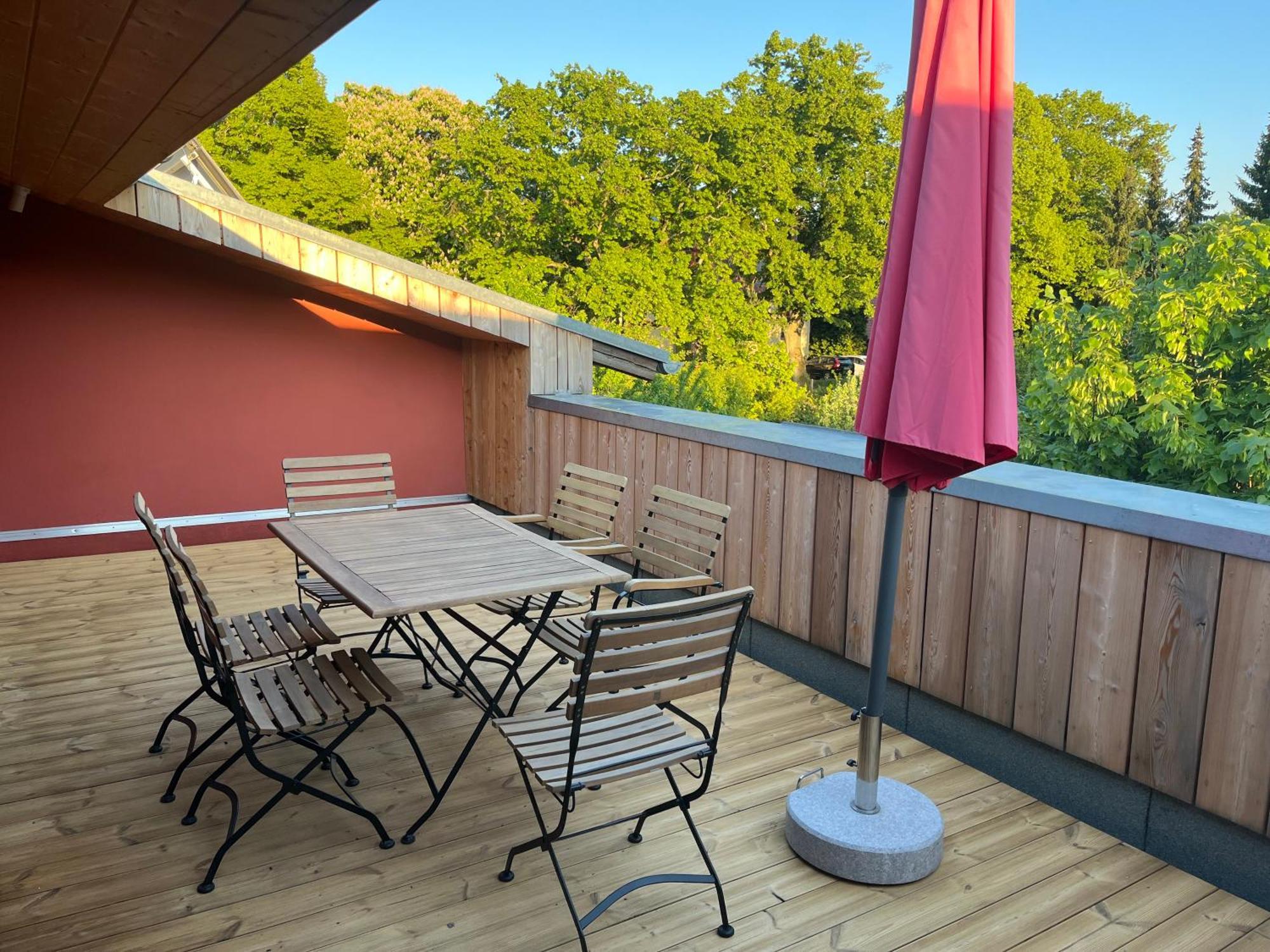 Grosse Mit Loggia Apartment *