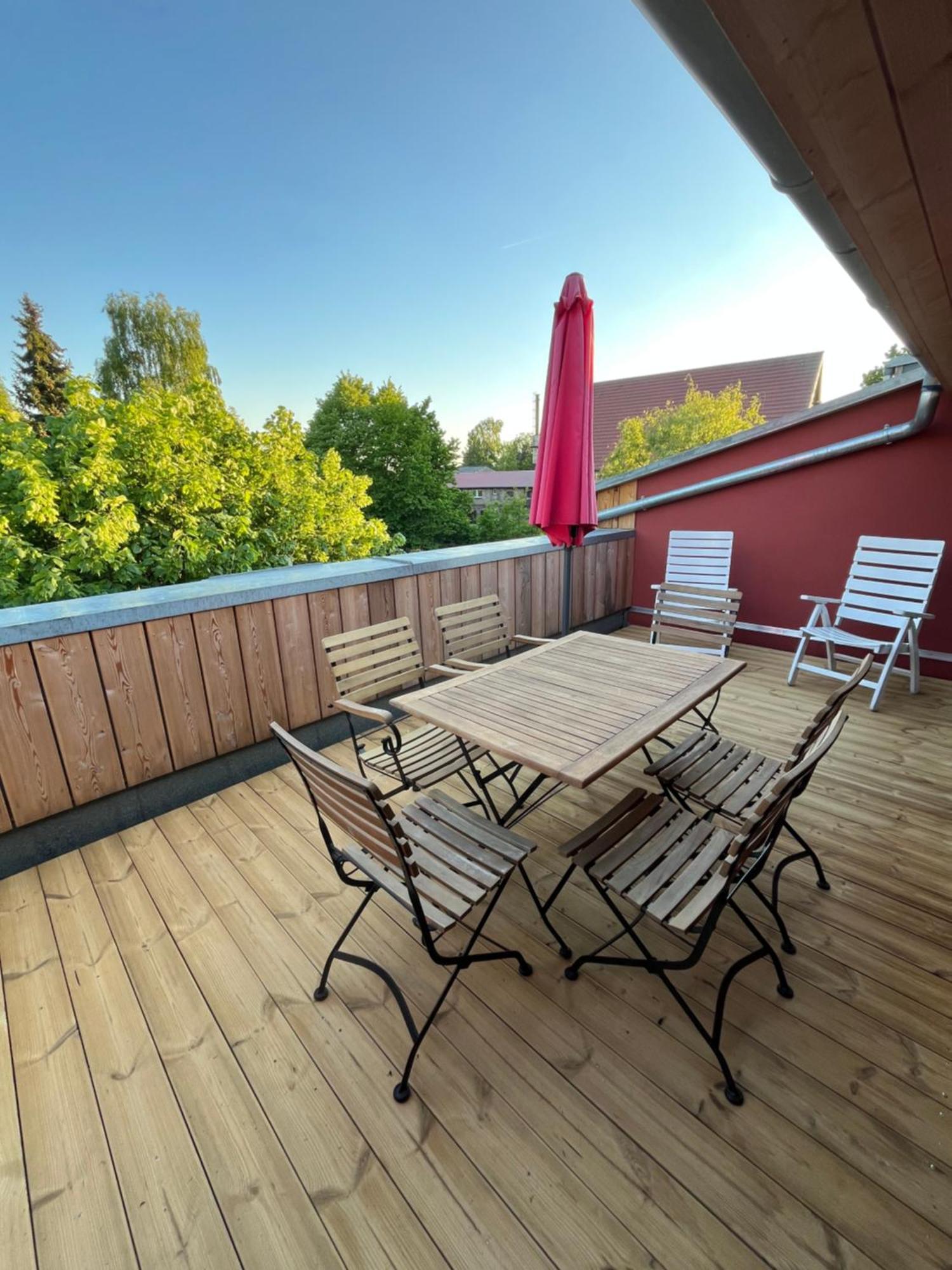 Grosse Mit Loggia Apartment Templin