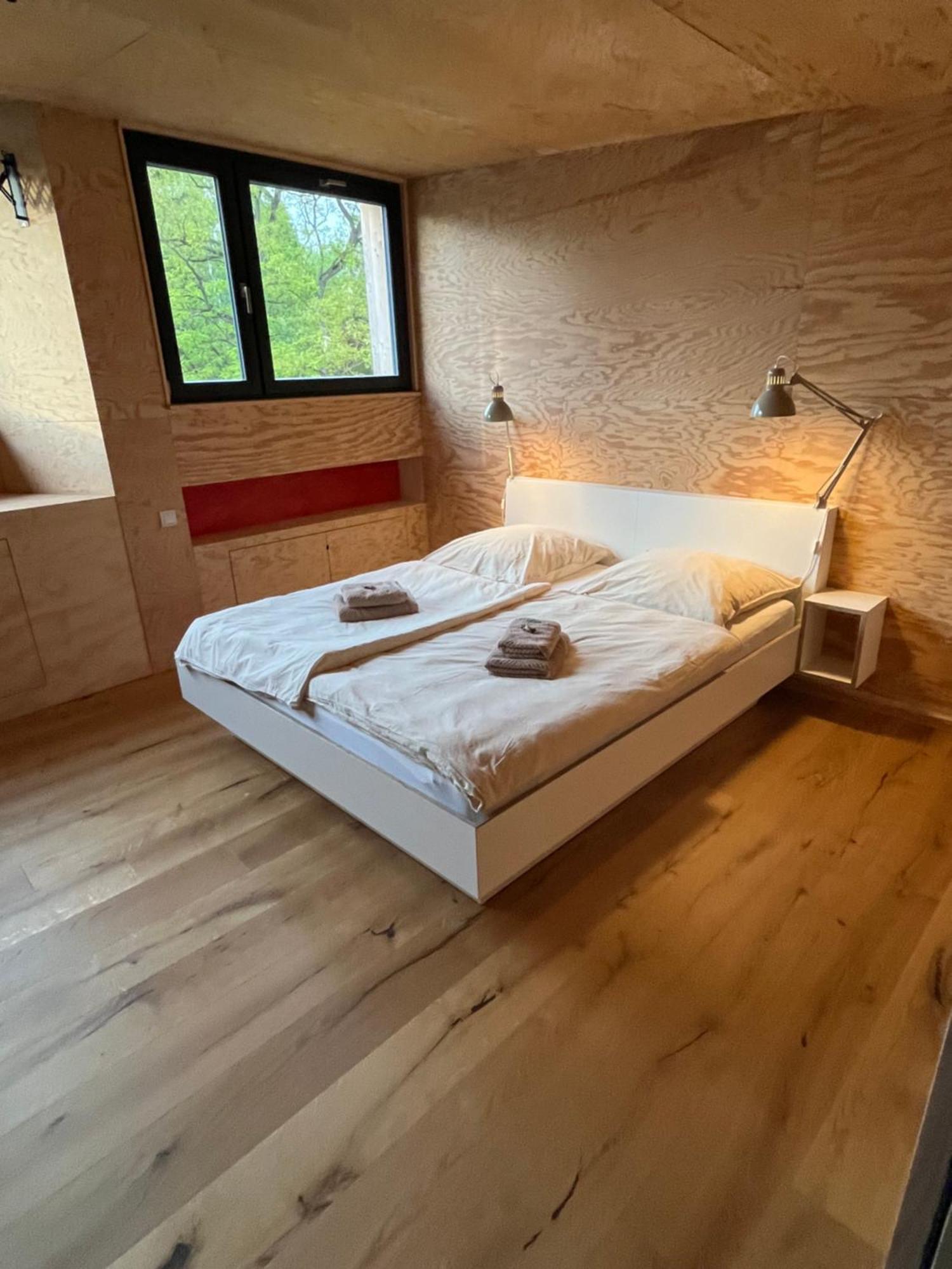 Apartment Grosse Mit Loggia Templin